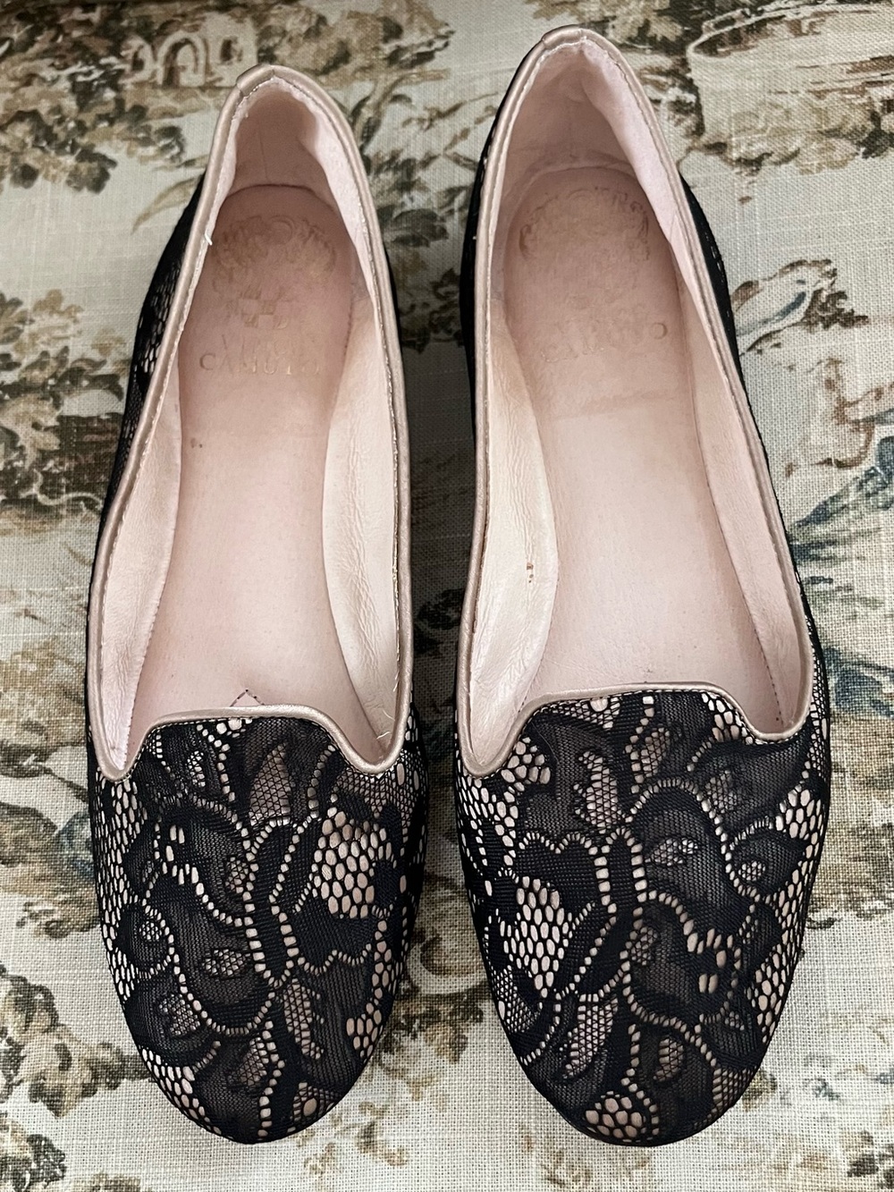 Vince Camuto Black Lace Pattern Women's Slip-On Flats with Leather Sole